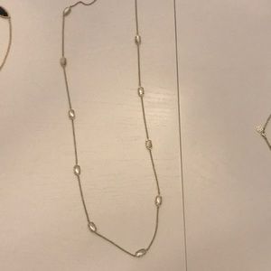Kendra Scott necklace